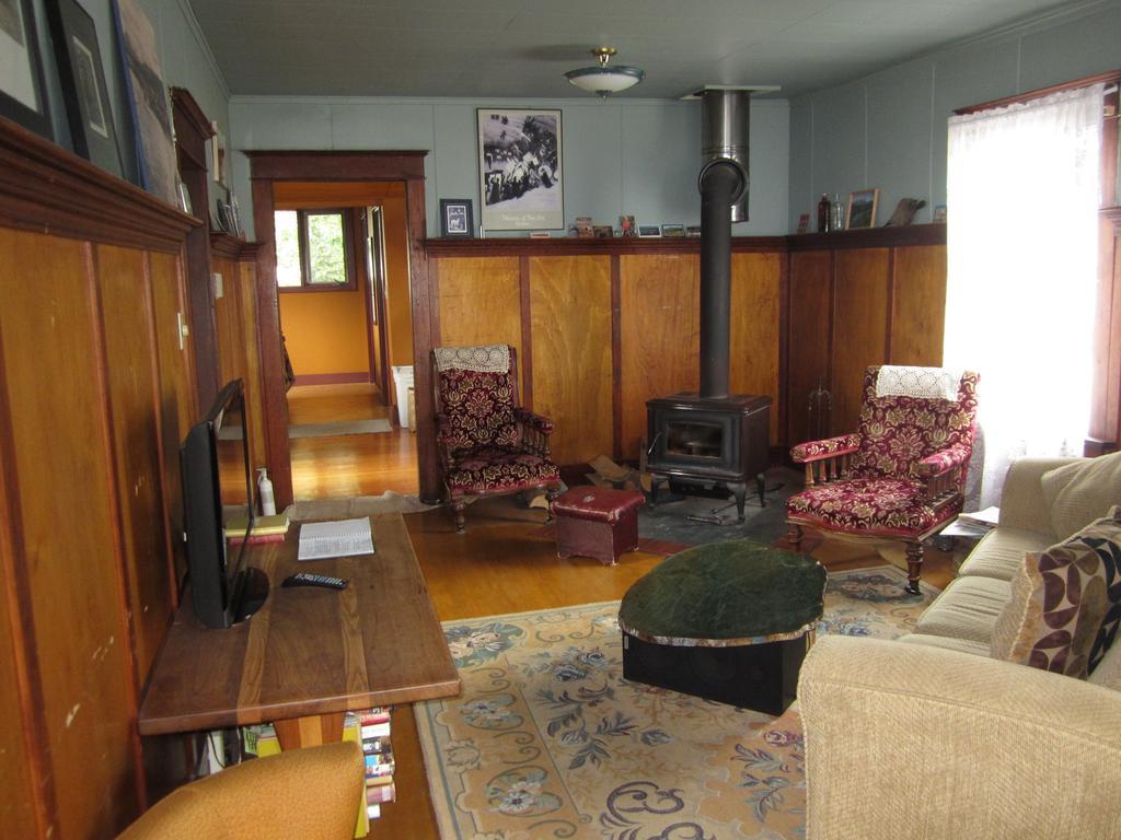 Historical Guest House Whitehorse Exteriör bild