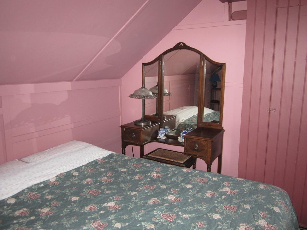 Historical Guest House Whitehorse Rum bild
