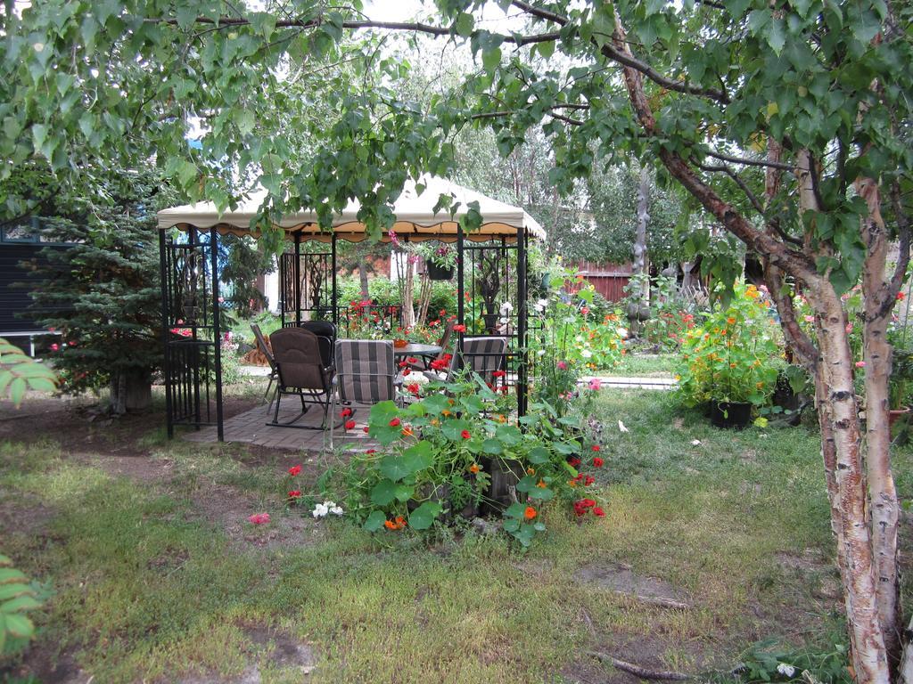 Historical Guest House Whitehorse Exteriör bild