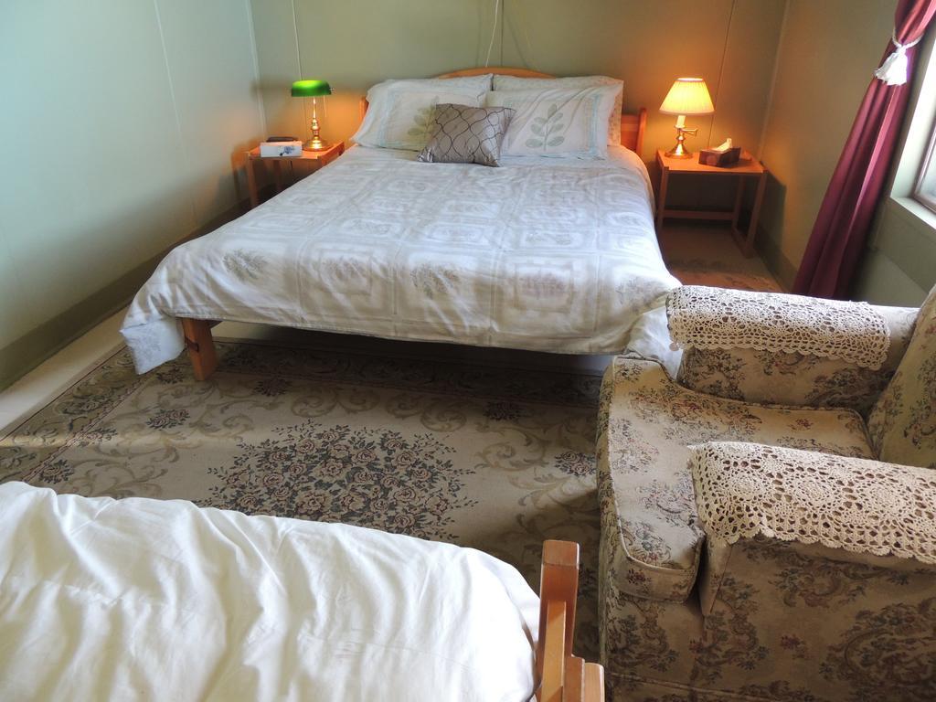Historical Guest House Whitehorse Exteriör bild